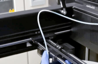 How to clean a 3D printer platform?